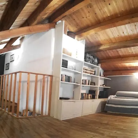 Cozy In The Center With Terrace Кальяри
